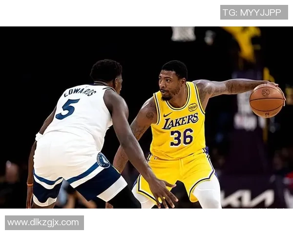 马库斯斯马特:从防守悍将到球队核心的蜕变之路